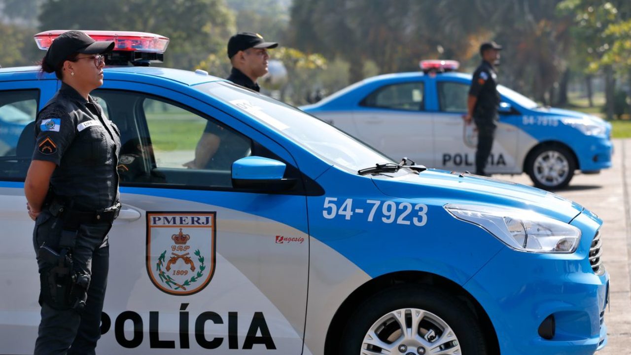Polícia Militar do Rio prende mulher