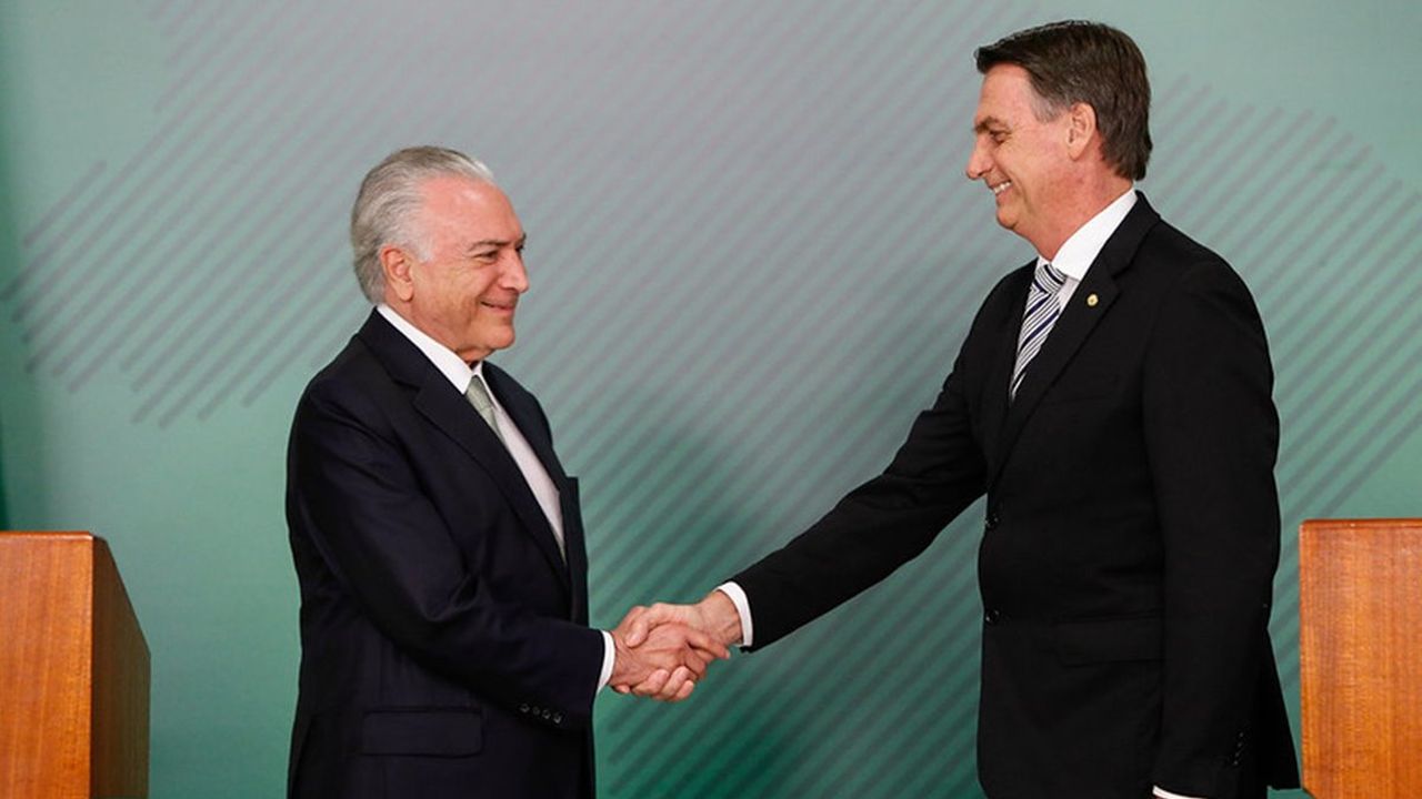 A imagem de Michel Temer e Jair Bolsonaro