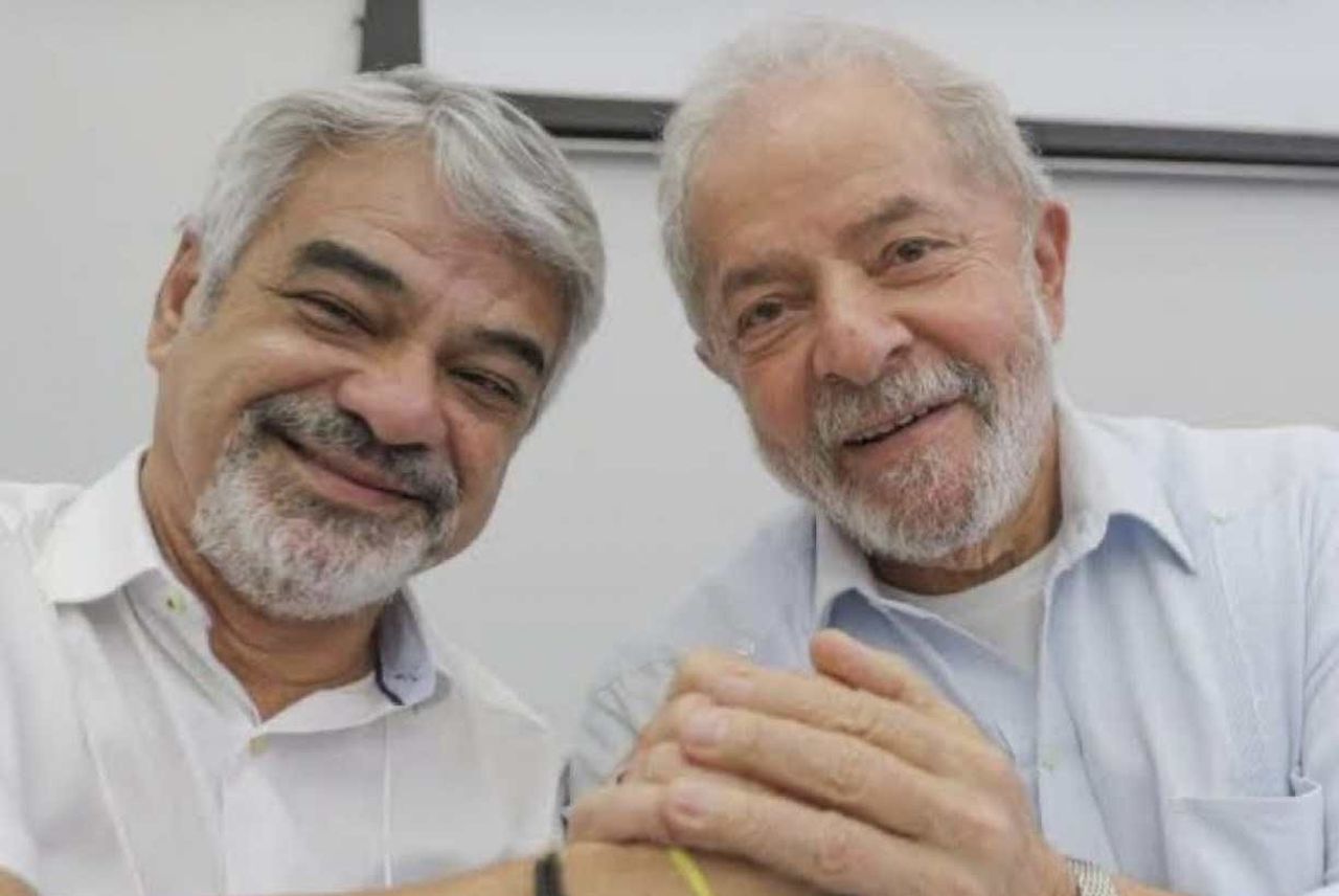 Veja Humberto Costa e Lula