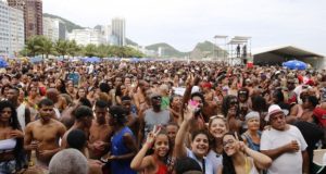 Imagem do carnaval de rua no Rio