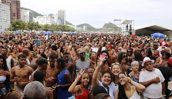 Imagem do carnaval de rua no Rio
