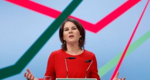 Annalena Baerbock, ministra de Relações Exteriores da Alemanha. Imagem: Michele Tantussi/Reuters