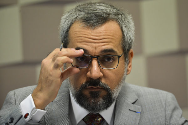 Ex-ministro da Educação, Abraham Weintraub, durante audiência pública na Comissão de Educação, Cultura e Esporte do Senado.