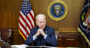 Biden: "Putin quer restabelecer a antiga União Soviética”