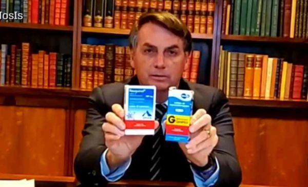 Jair Bolsonaro e cloroquina no YouTube