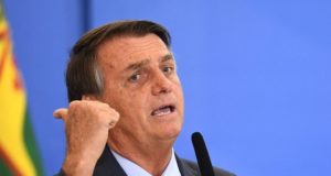 Bolsonaro roubou ideia de Lula em relação ao FIES