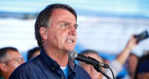 Bolsonaro ignora Fachin e Moraes