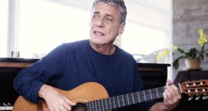 Chico, Gil e Djavan processam deputada bolsonarista