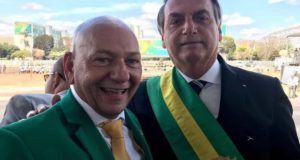 Mendonça manda à PGR denúncia contra Bolsonaro por beneficiar Hang