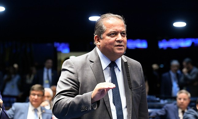 O senador Eduardo Gomes (MDB-TO), líder do governo. Imagem: Senado