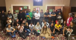 Jogadores brasileiros em Kiev detonam plano de fuga de Bolsonaro