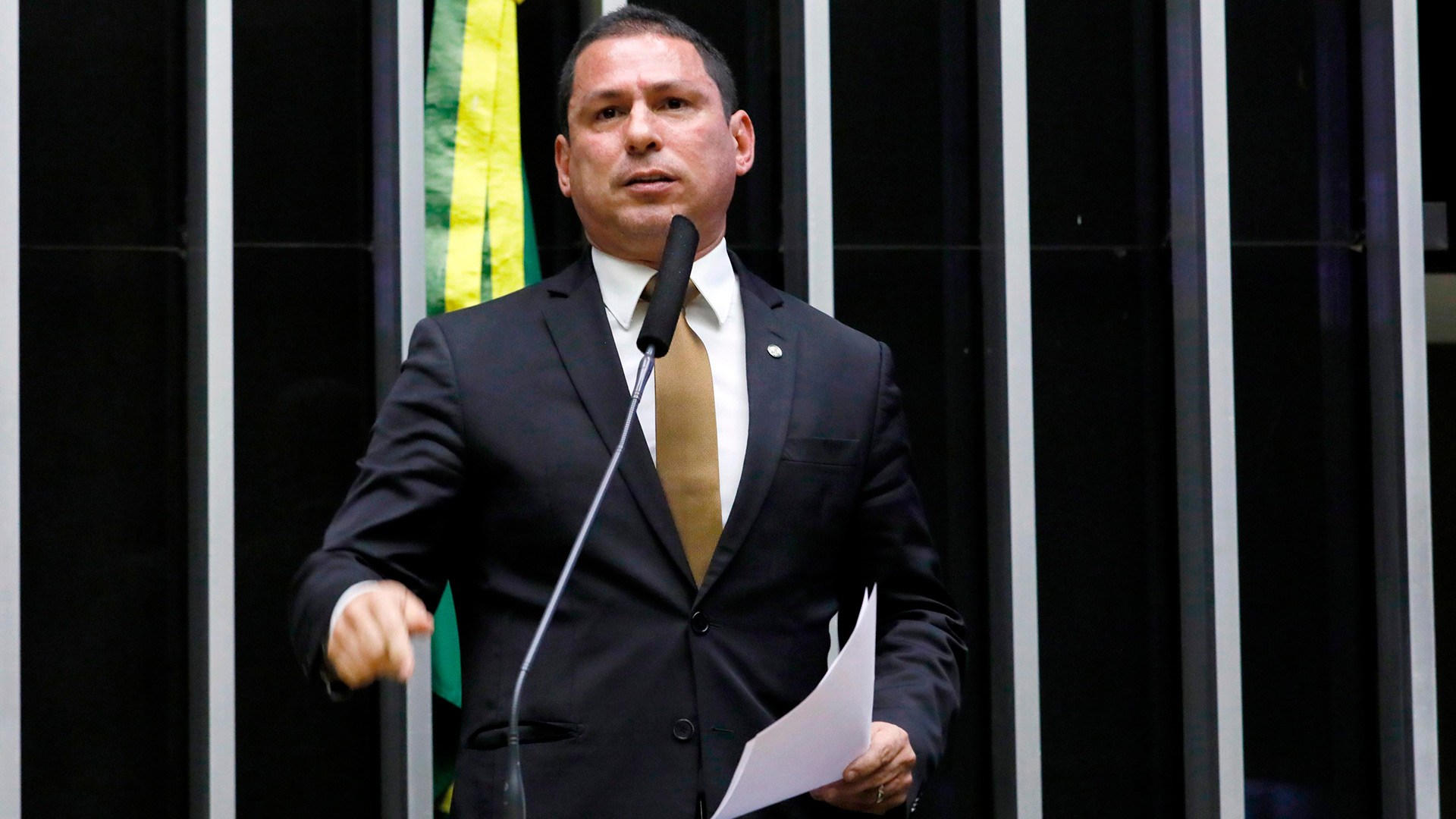 Vice da Câmara diz que PSD está mais perto de Lula do que Bolsonaro