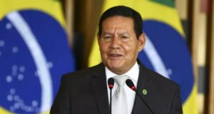 Mourão comenta tensão na Ucrânia