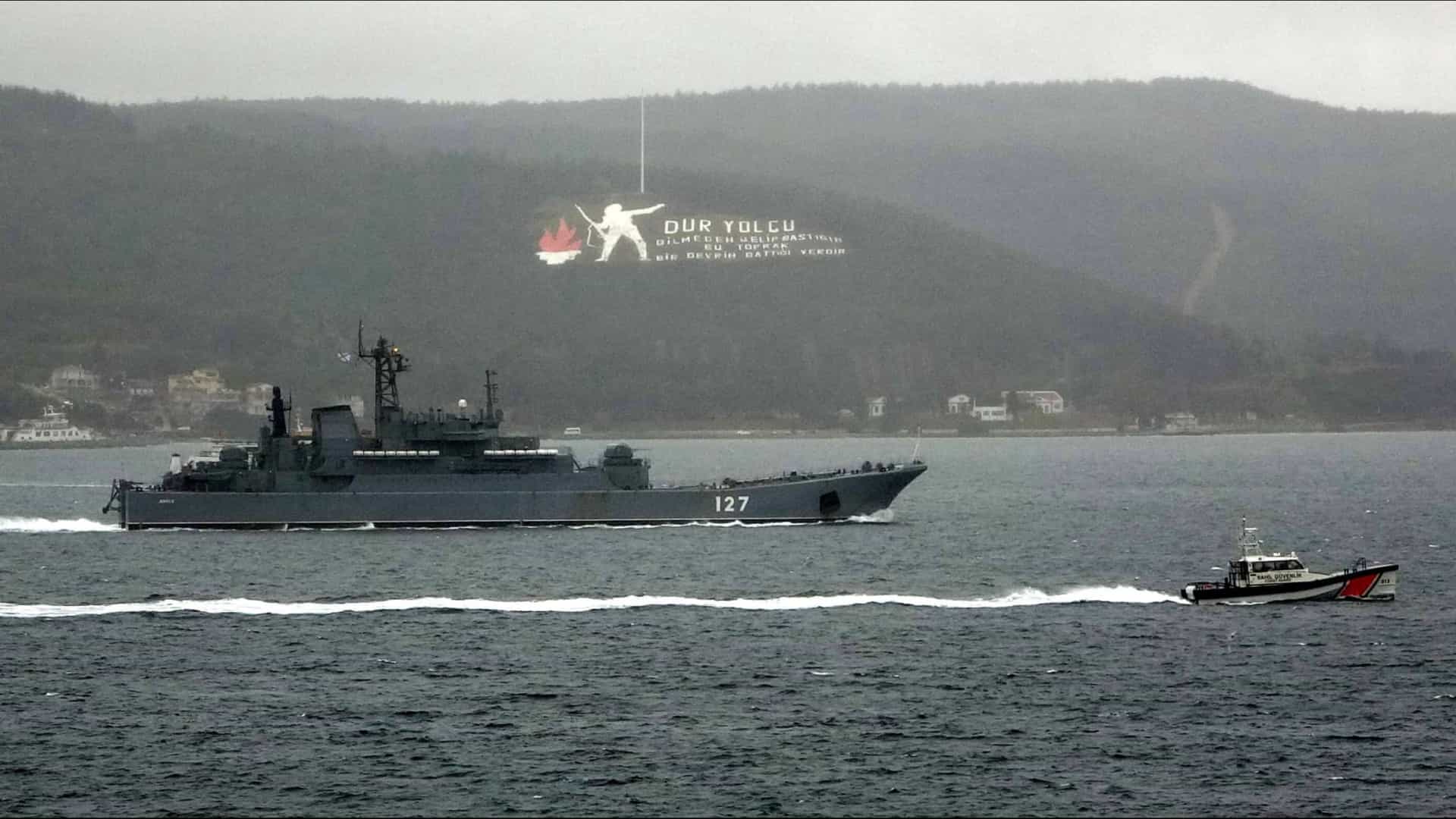 Submarino nuclear dos EUA é interceptado em águas russas