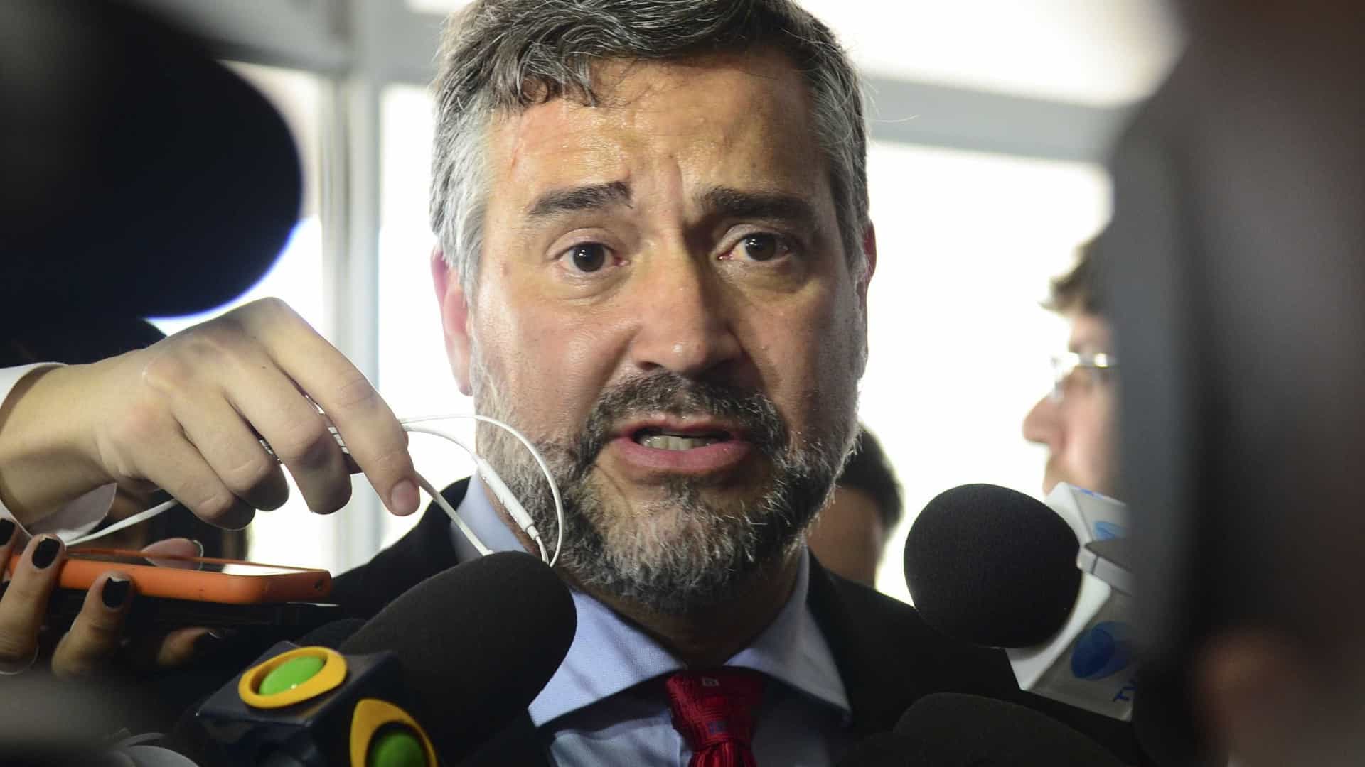 Paulo Pimenta desafia Bretas após ameaça de processo: "Não se acovarde"