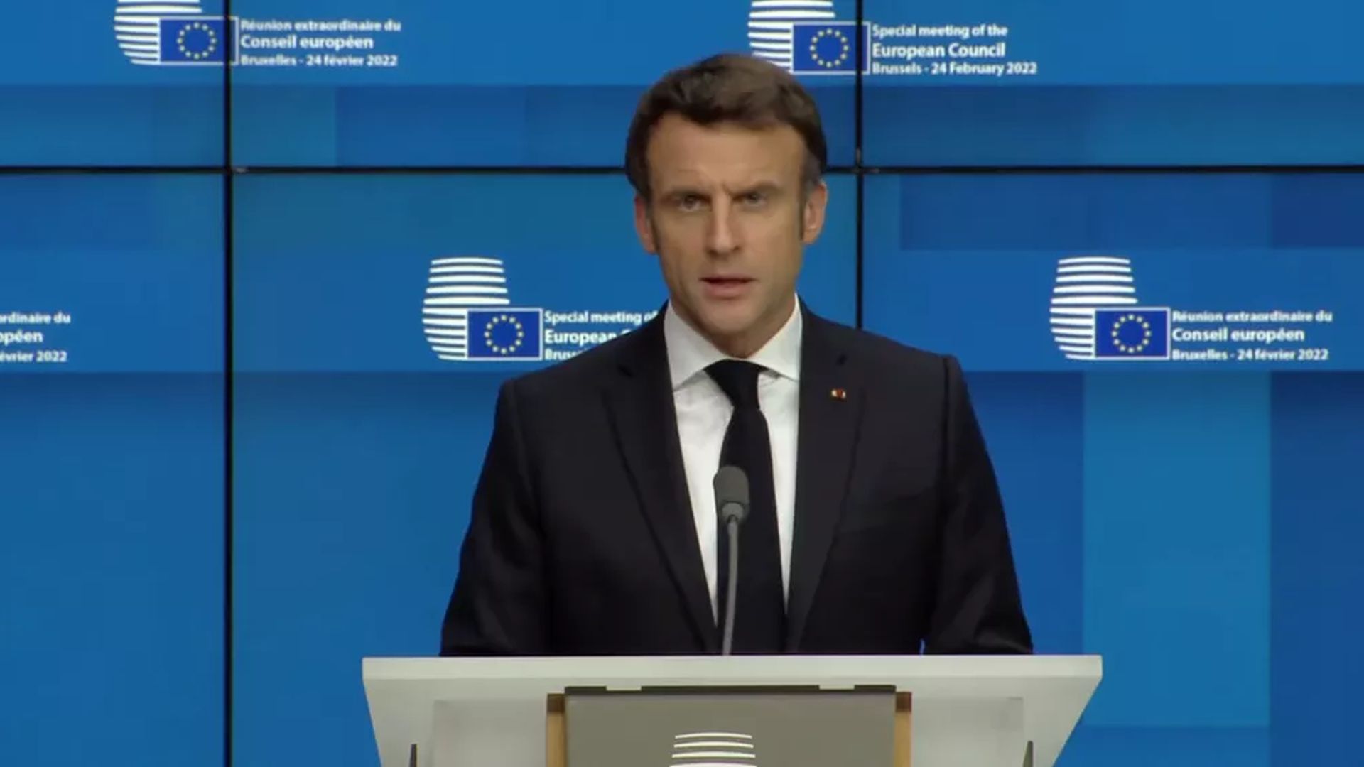 O presidente da França, Emmanuel Macron, em discurso nesta sexta-feira (25)