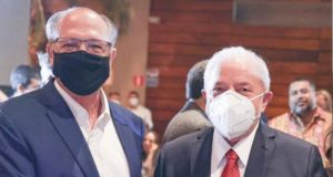 Alckmin e Lula lado a lado