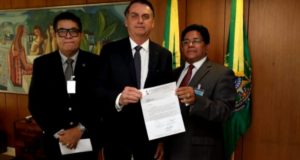 Arilton Moura, Jair Bolsonaro e Gilmar Santos