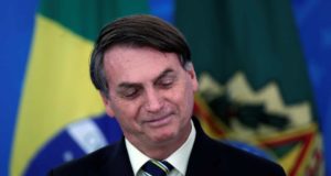 Novo diretor da PF deve trocar comando de área que investiga Bolsonaro