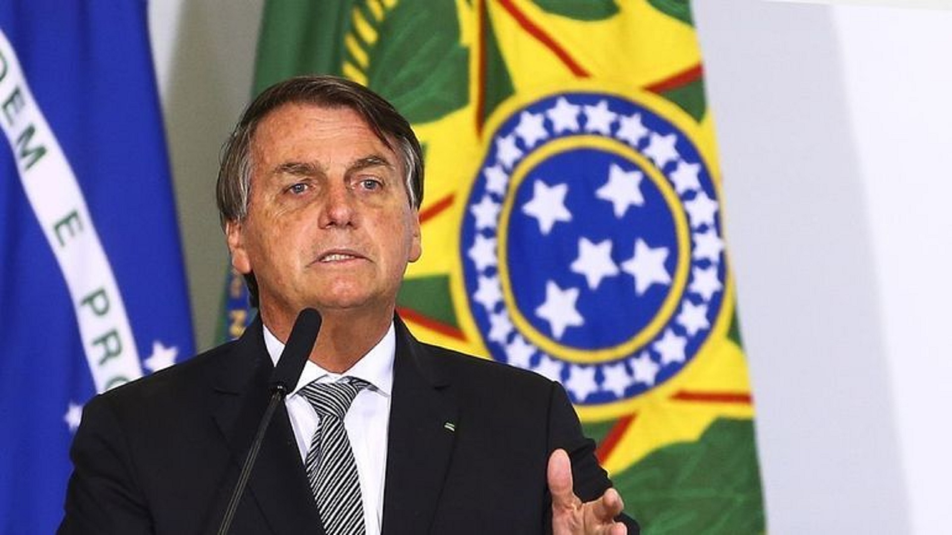 Bolsonaro acusa PT de usar agricultores