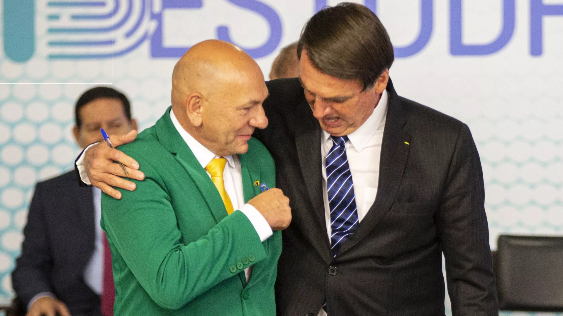 O presidente Jair Bolsonaro e o empresário Luciano Hang