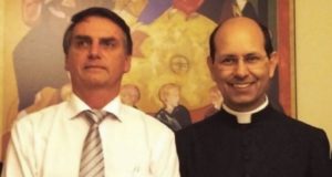 Jair Bolsonaro e o padre Paulo Ricardo
