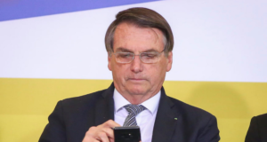 Estratégia falha: Bolsonaro faz campanha de governo através do Telegram