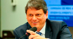 Tarcísio de Freitas