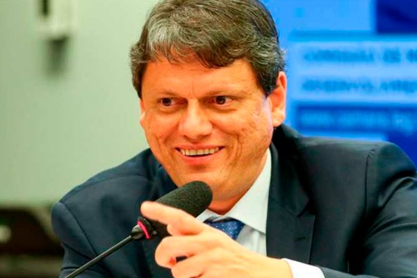Tarcísio de Freitas