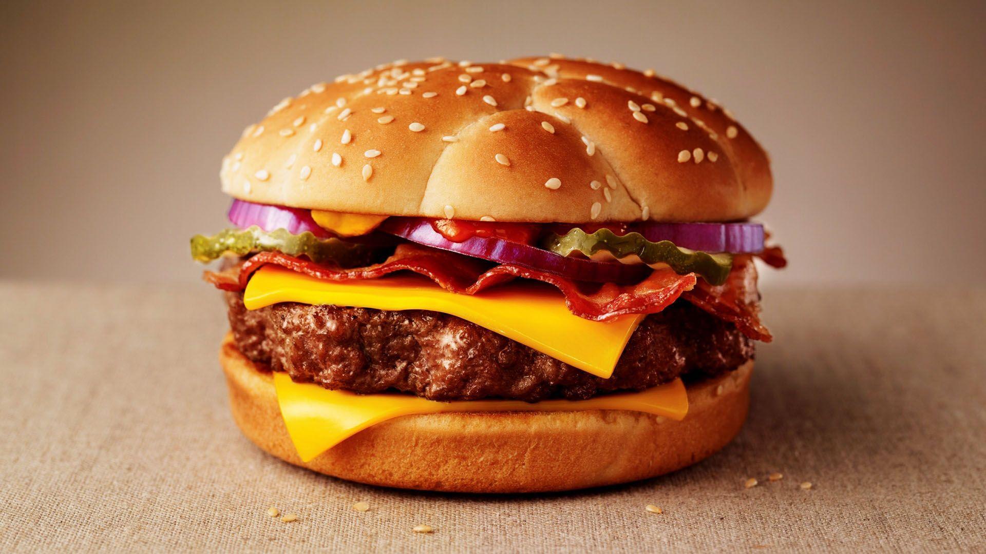 McDonald’s tem fornecedores ligados a desmatamento ilegal e trabalho escravo