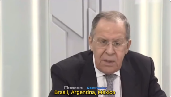 O ministro das Relações Exteriores da Rússia, Sergey Lavrov, falando em entrevista sobre o Brasil