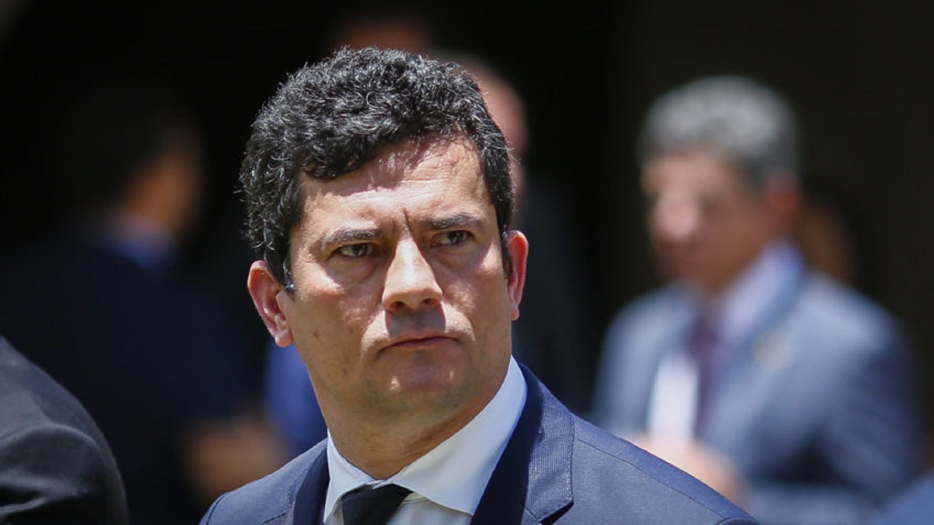 Sem Mamãe Falei, Moro já tem um novo nome