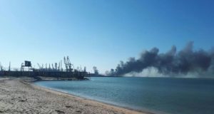 Ucrânia explode navios russos em porto