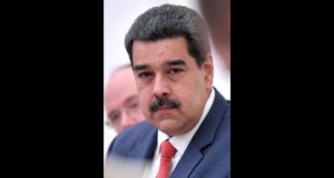Após reunião com delegação dos EUA, Venezuela liberta presos americanos