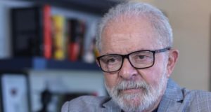 Lula chama Bolsonaro de “psicopata” e detona Moro em Curitiba