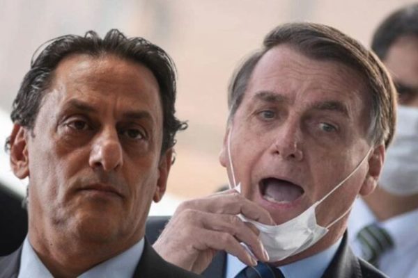 Wassef e Bolsonaro, que está sem máscara