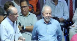 Alckmin elogia Lula