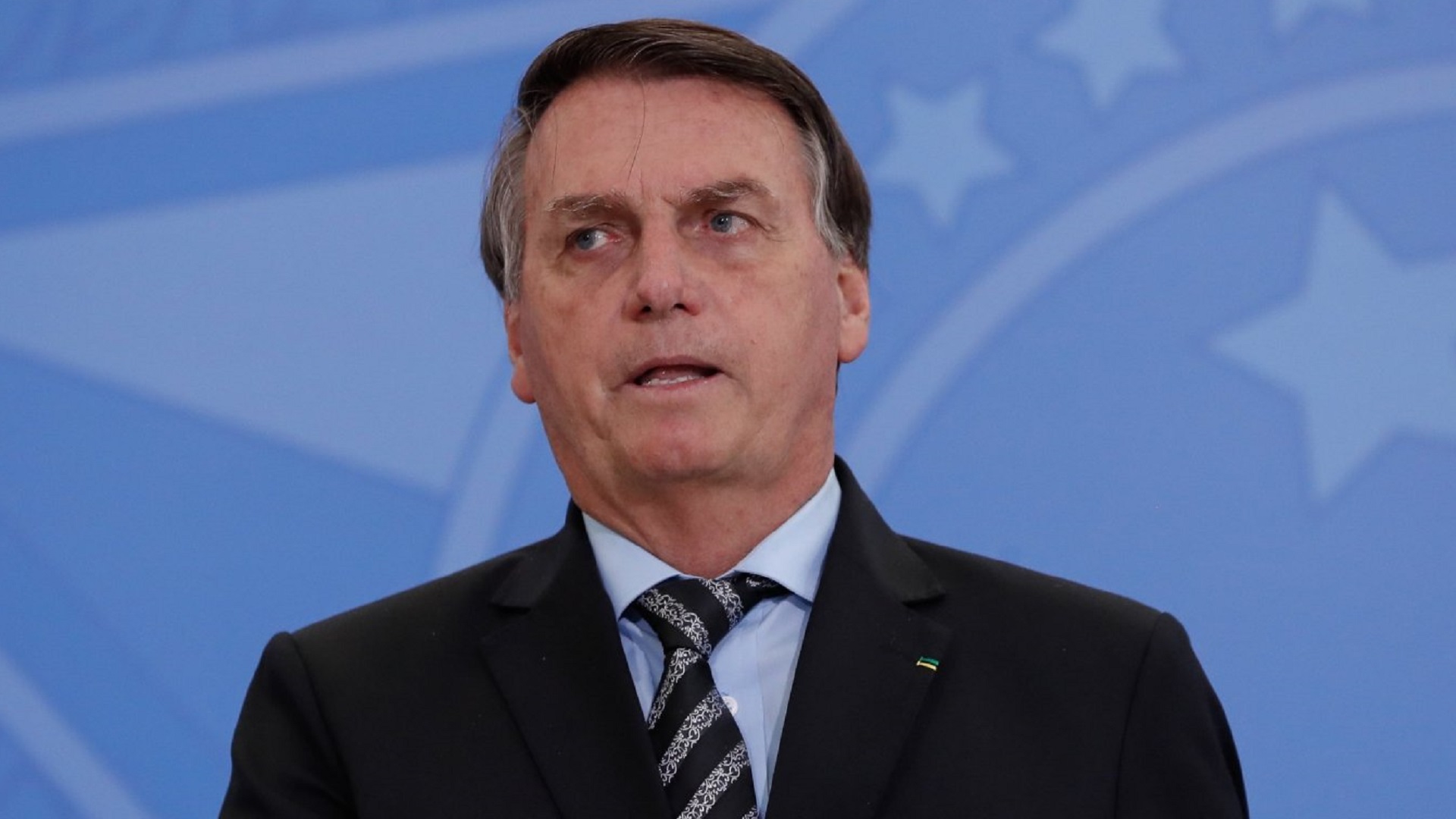 Bolsonaro admite que ele é um "chefe do Executivo que mente"