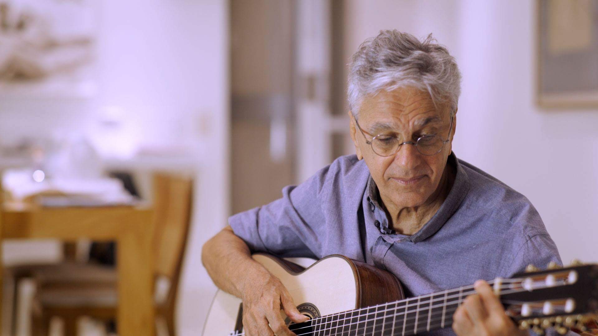 Caetano Veloso receberá título Honoris Causa por Universidade espanhola