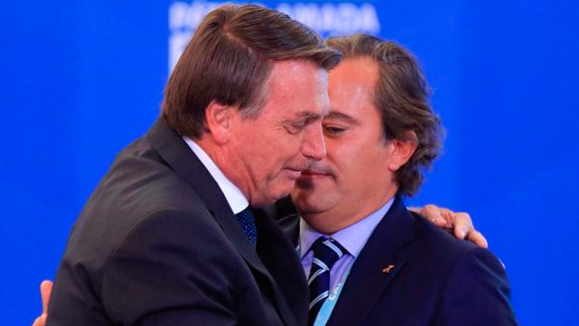 Pedro Guimarães ao lado de Bolsonaro