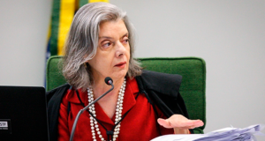 Ministra Cármen Lúcia