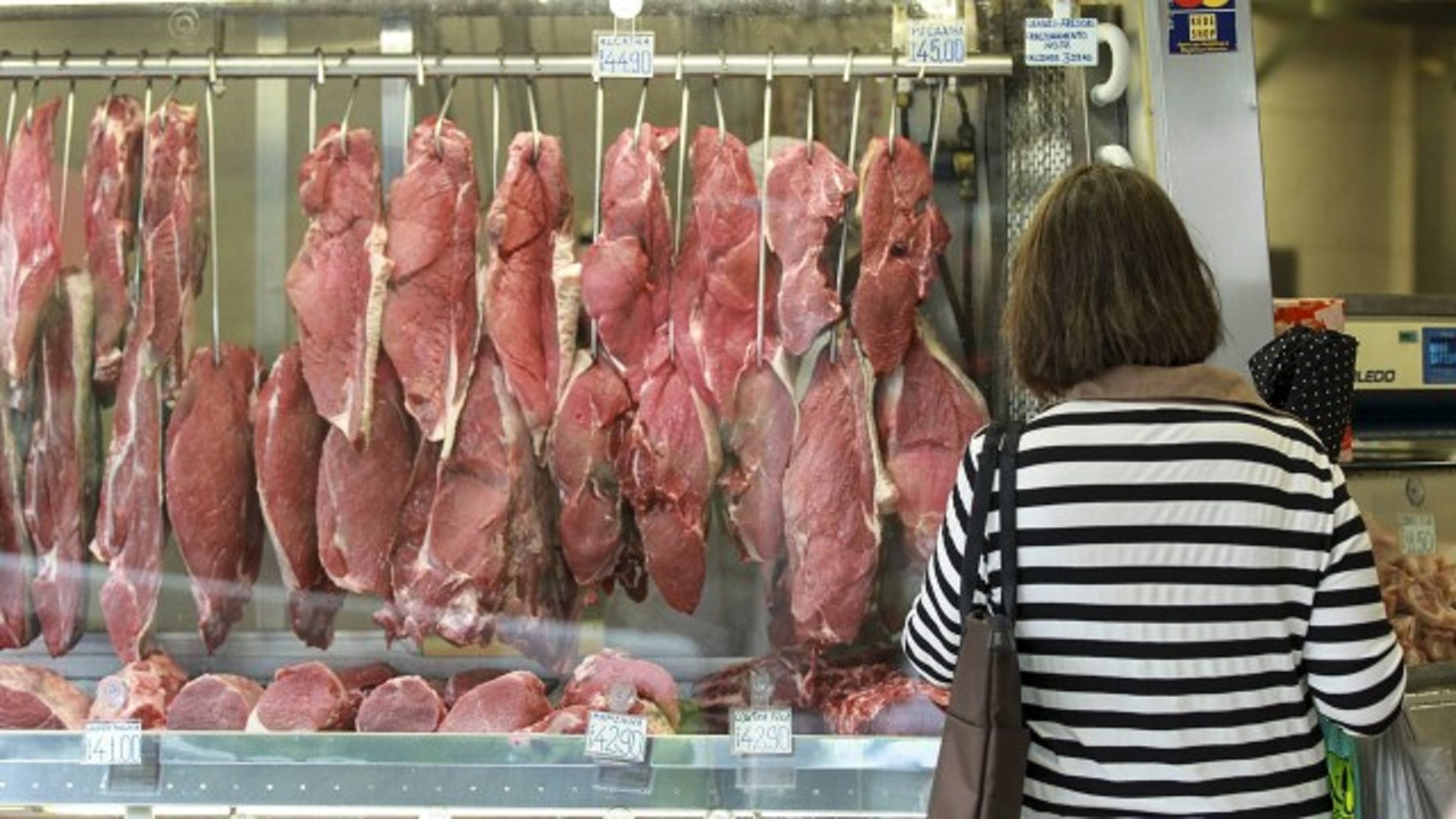  73% da população deixa de comprar carne