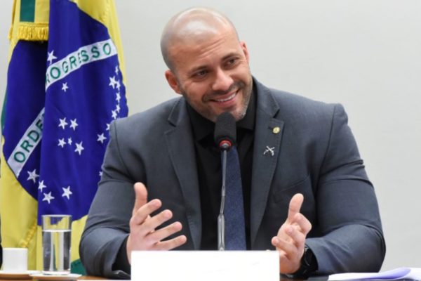 Daniel Silveira em foto