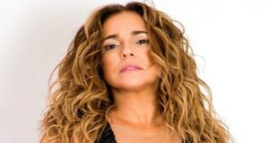 Daniela Mercury vai processar Eduardo Bolsonaro