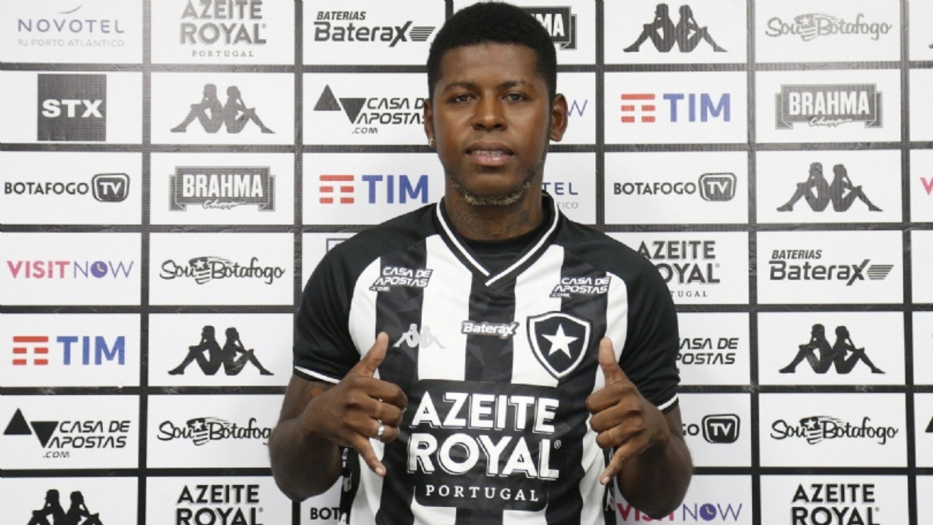 Ex-jogador do Botafogo é preso no Equador