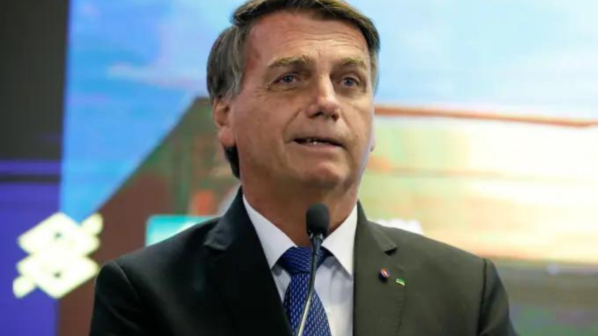 Governo Bolsonaro gasta mais com aliados do que com construções de educação infantil