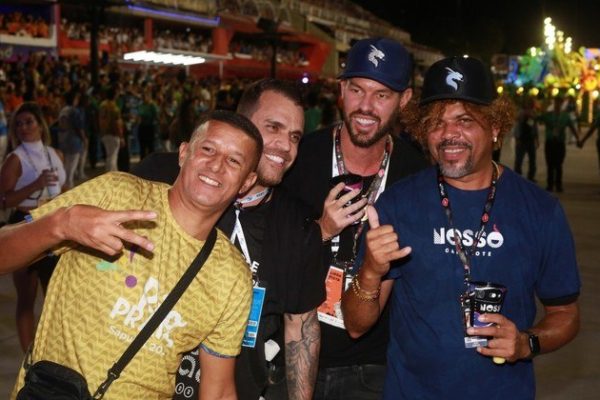 Ex-mendigo Gilvado na Sapucaí