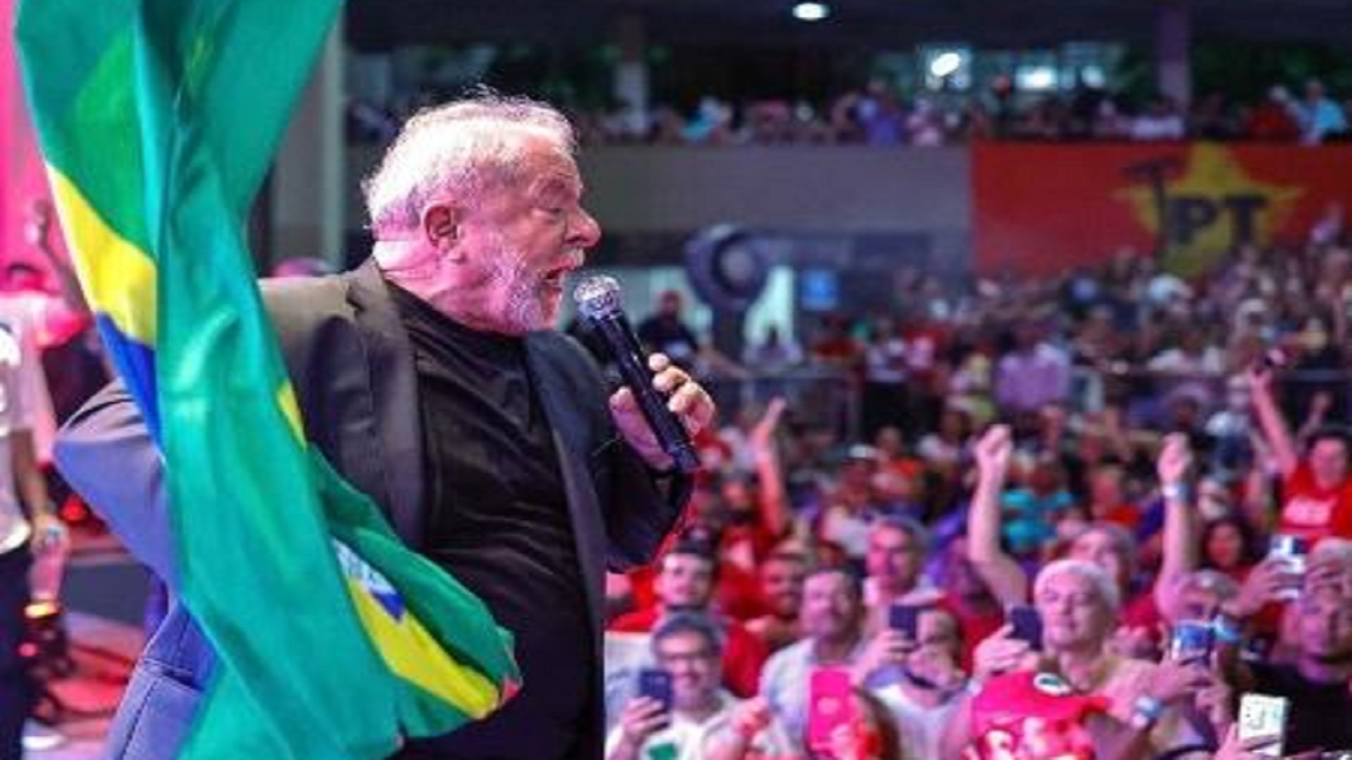 Lula: papel dos militares