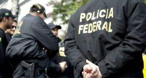 Policiais federais estão revoltados com Bolsonaro