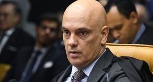 Bolsonaristas que protestaram na residencia de Moraes são condenados